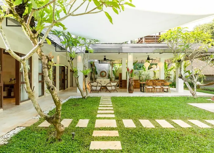 La Bohemia - 2br Riverside With Two-tiered Waterfall Pool Fast Wi-fi Ubud