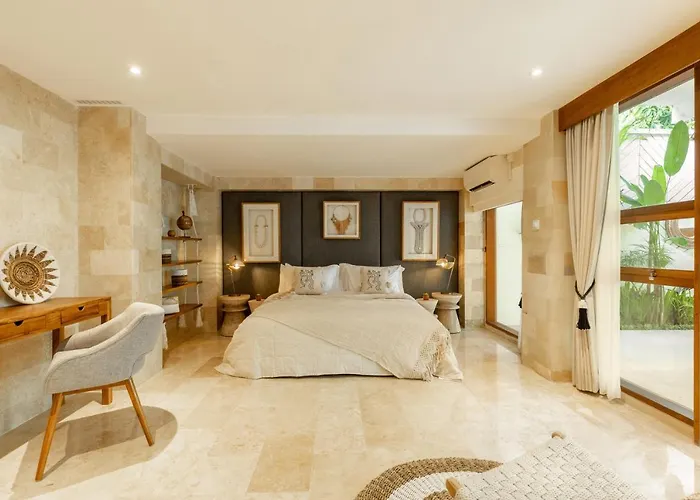 La Bohemia - 2br Riverside With Two-tiered Waterfall Pool Fast Wi-fi Villa