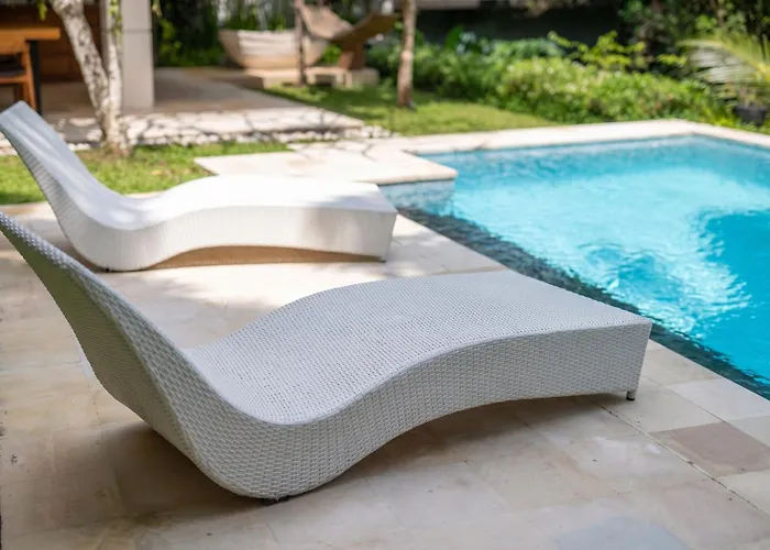 La Bohemia - 2br Riverside With Two-tiered Waterfall Pool Fast Wi-fi Villa *