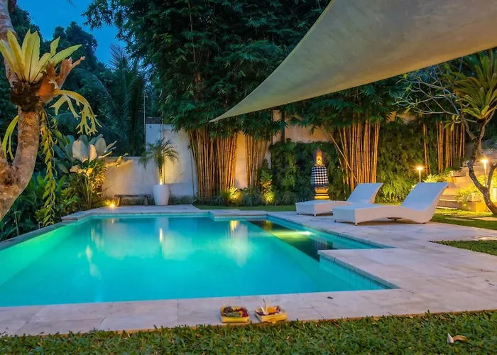 La Bohemia - 2br Riverside With Two-tiered Waterfall Pool Fast Wi-fi * Ubud