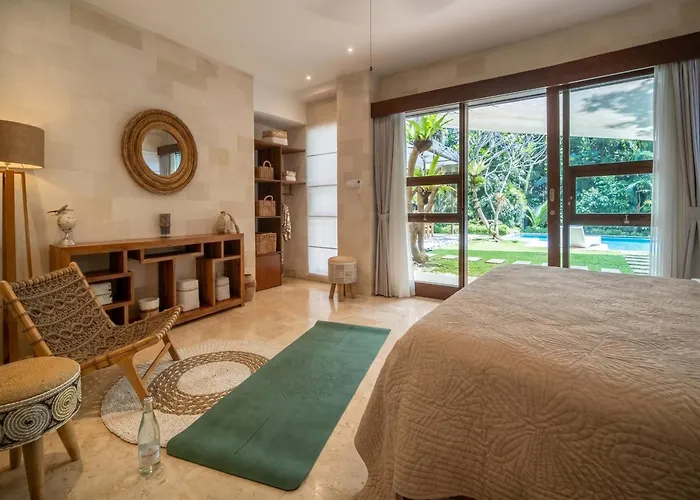 La Bohemia - 2br Riverside With Two-tiered Waterfall Pool Fast Wi-fi * Ubud