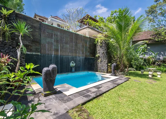 La Bohemia - 2br Riverside With Two-tiered Waterfall Pool Fast Wi-fi Villa *